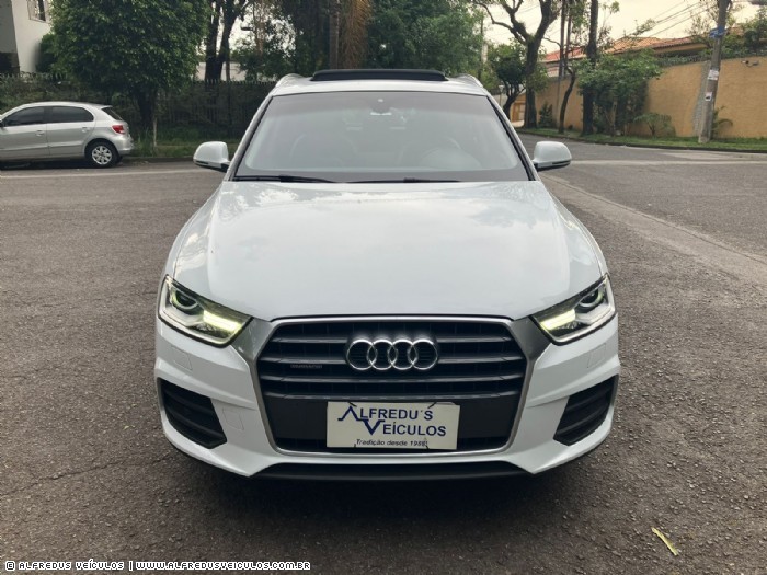 Audi Q3 AMBIENTE QUATTRO 2.0 TFSI 2015/2016